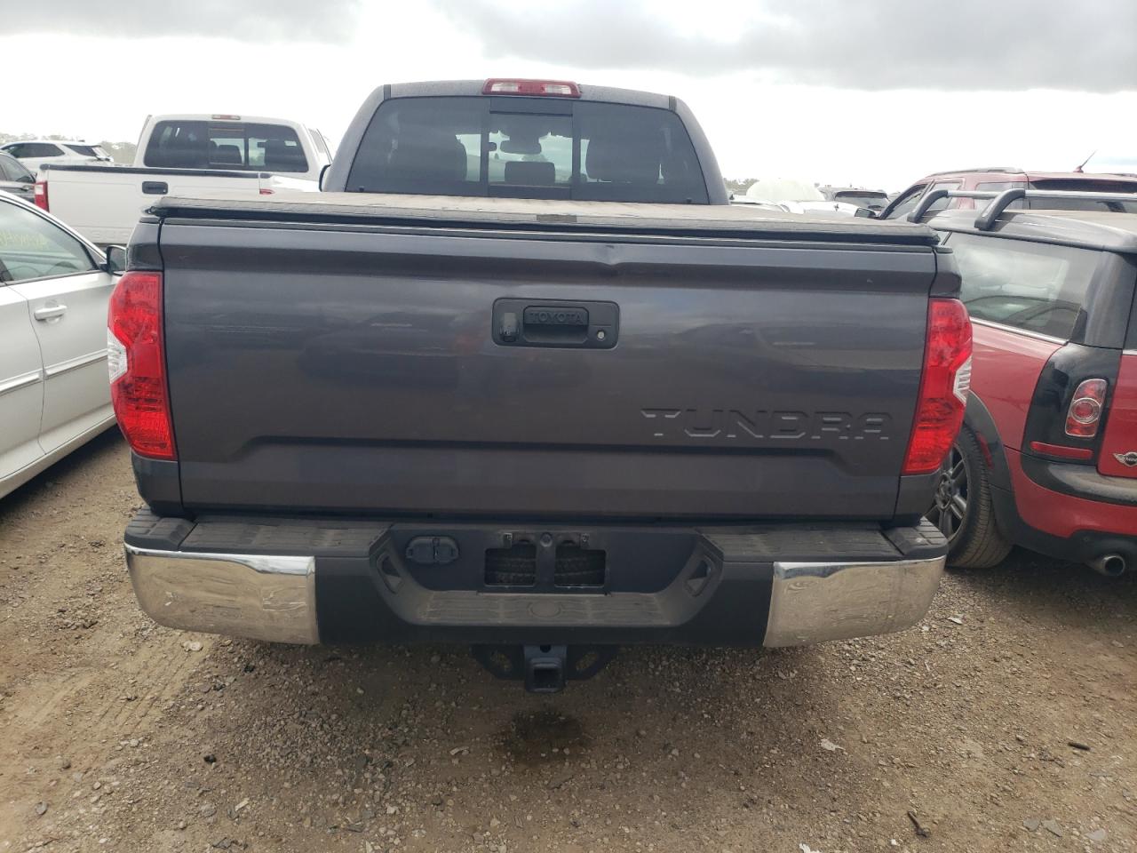 5TFRY5F1XHX220469 2017 Toyota Tundra Double Cab Sr