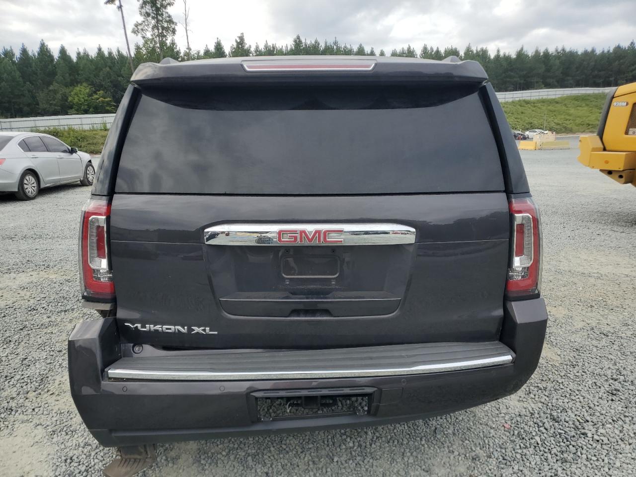 1GKS1HKJXGR482576 2016 GMC Yukon Xl Denali