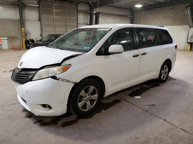 2011 Toyota Sienna 