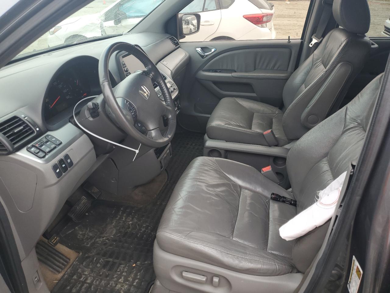 2010 Honda Odyssey - Image 7
