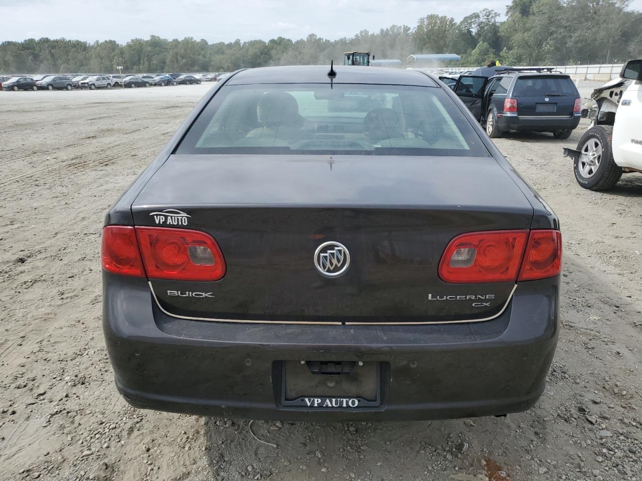 2008 Buick Lucerne Cx VIN: 1G4HP57278U127458 Lot: 70900084