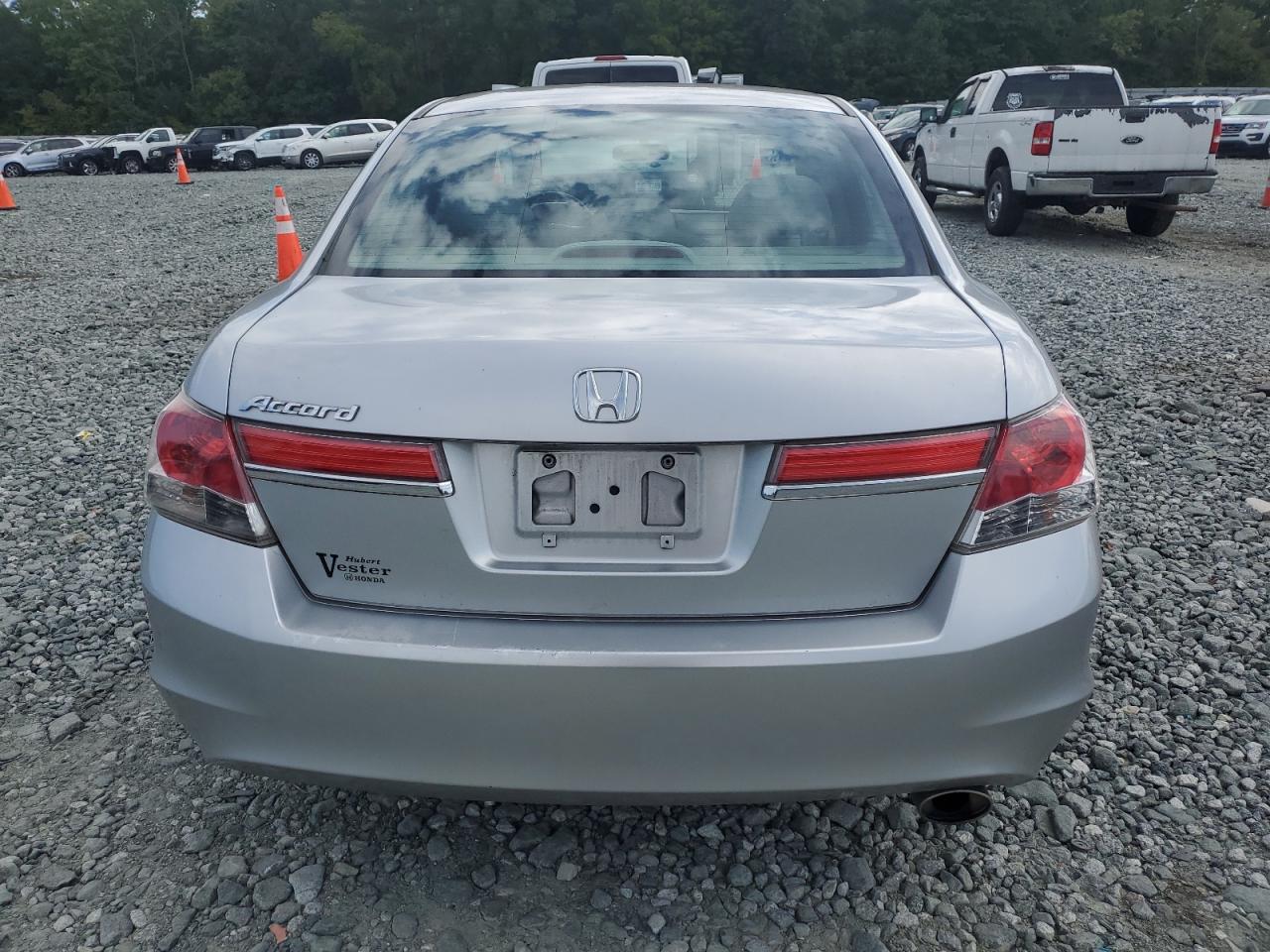 1HGCP2F47BA147476 2011 Honda Accord Lxp