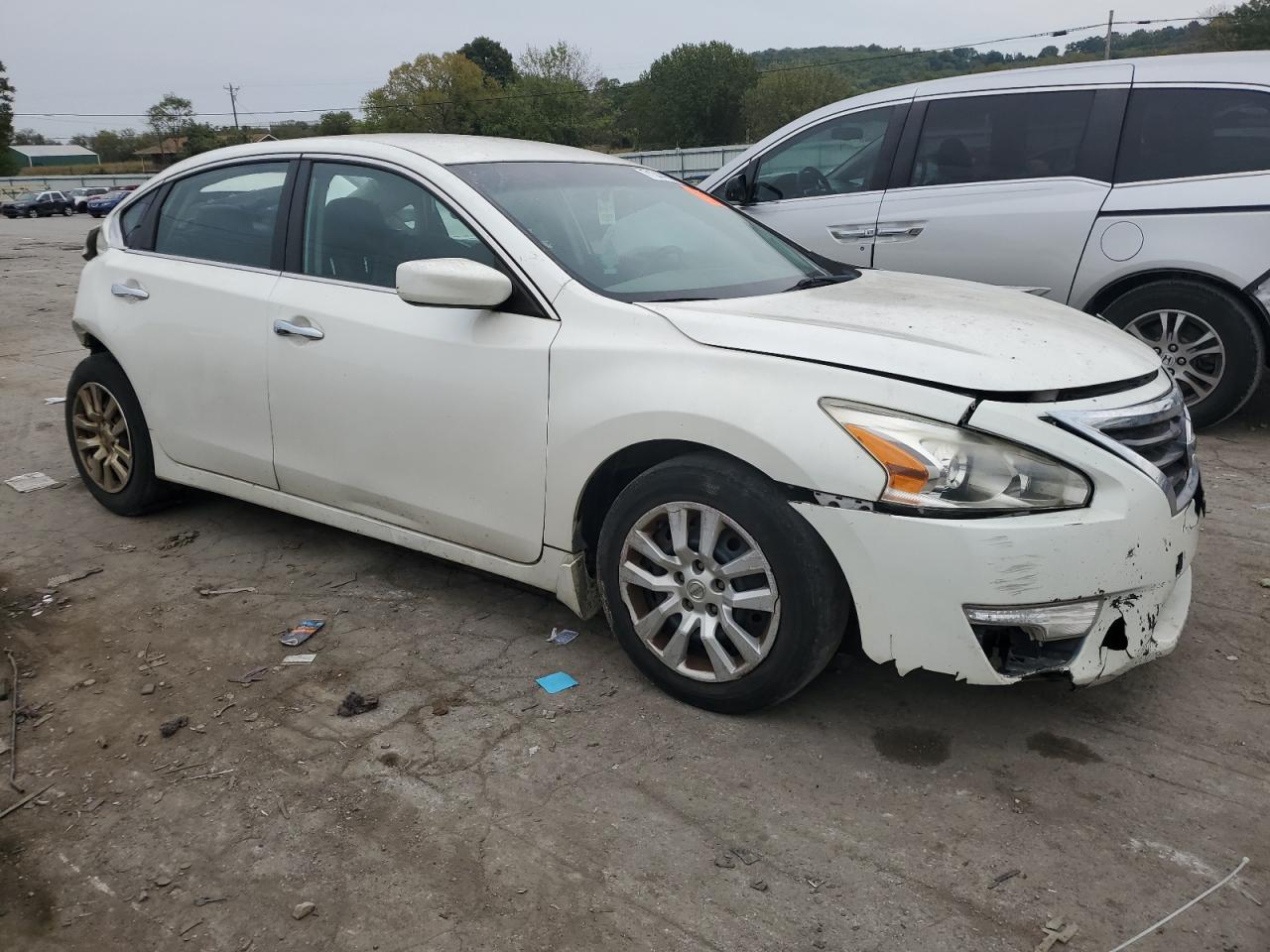 2015 Nissan Altima - Image 4