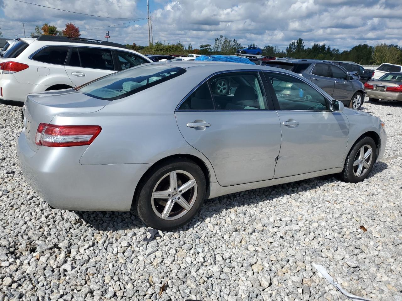 2011 Toyota Camry - Image 3