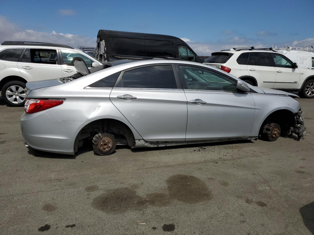 2013 Hyundai Sonata - Image 3