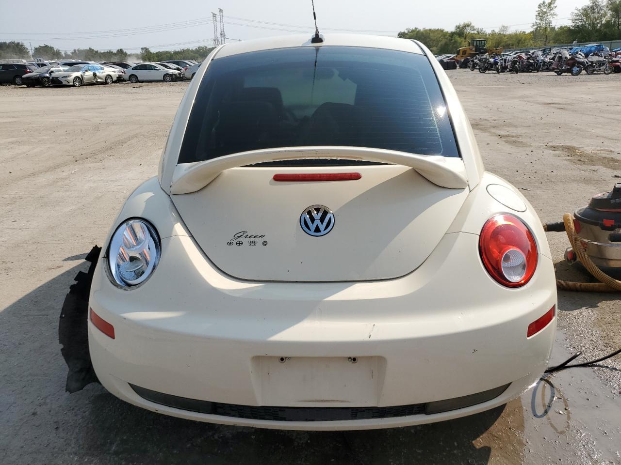 3VWPW31C99M514735 2009 Volkswagen New Beetle S