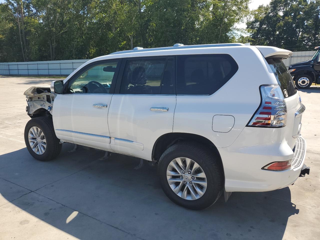 JTJBM7FX6G5129221 2016 LEXUS GX - Image 2