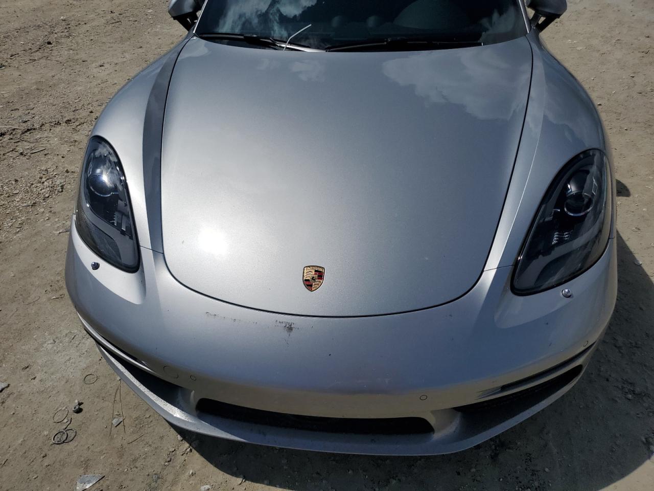 WP0CA2A81JS210302 2018 Porsche Boxster