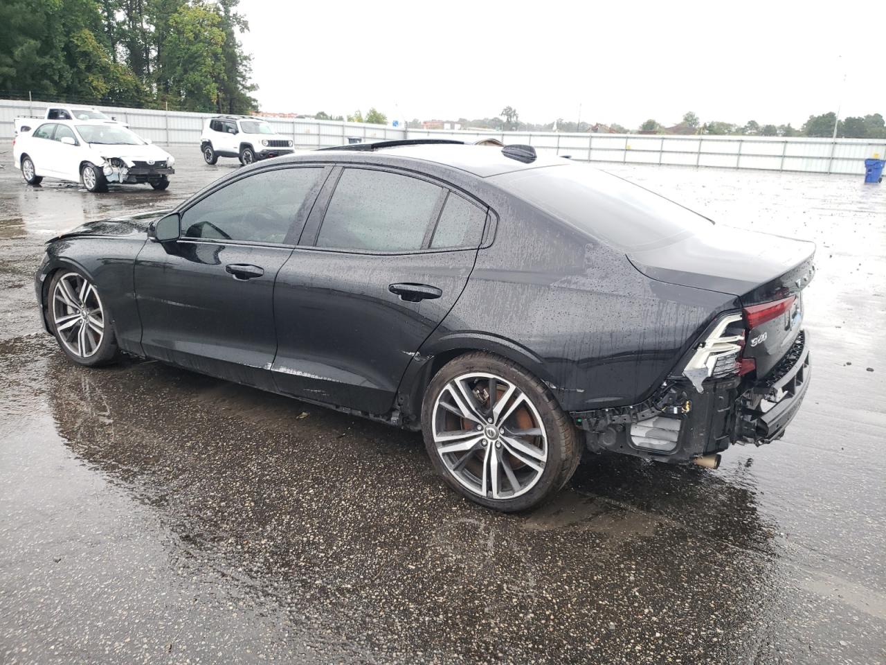 2021 Volvo S60 - Image 2