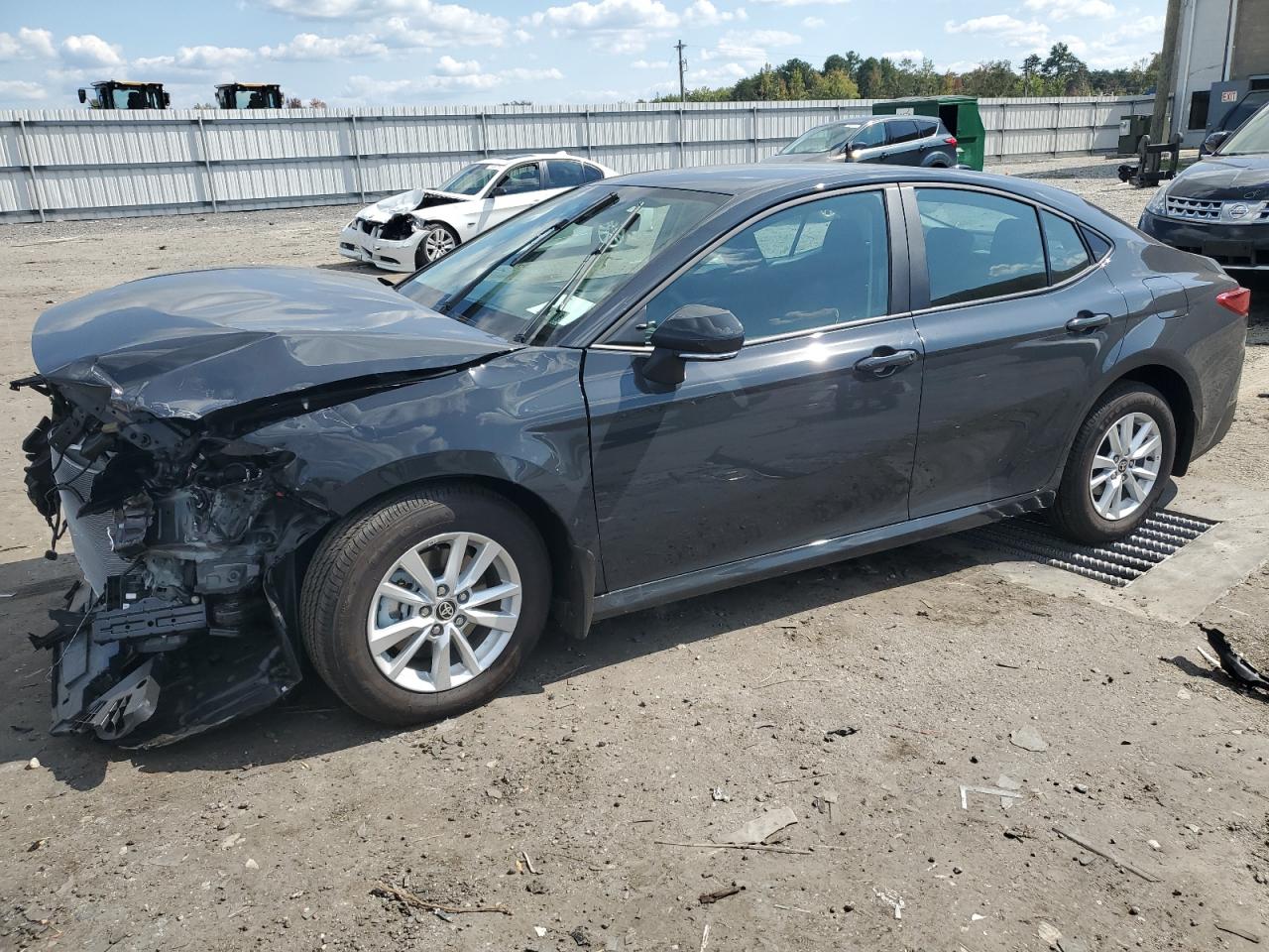 4T1DBADK2SU502318 2025 TOYOTA CAMRY - Image 1