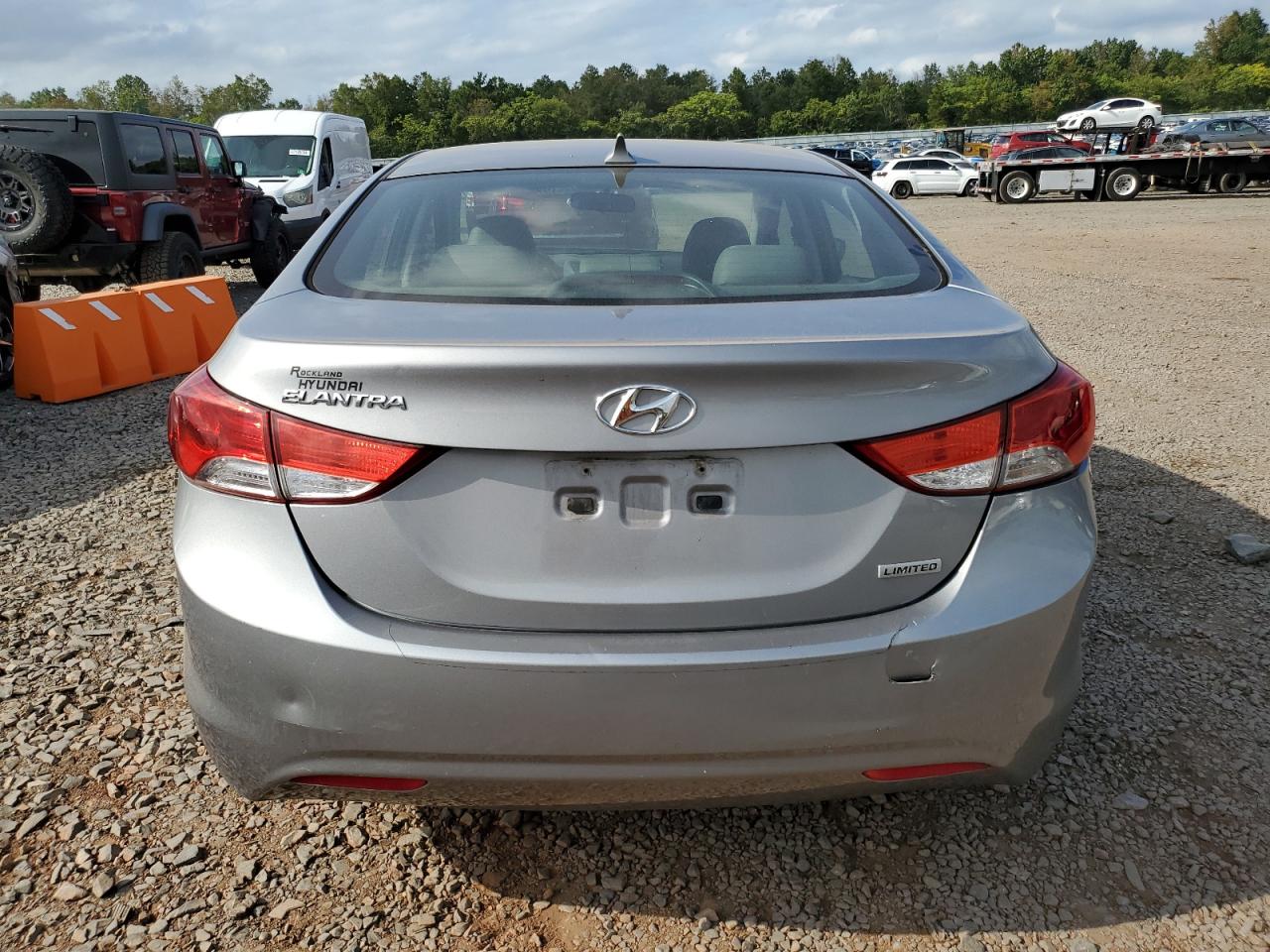 KMHDH4AE9DU882484 2013 Hyundai Elantra Gls