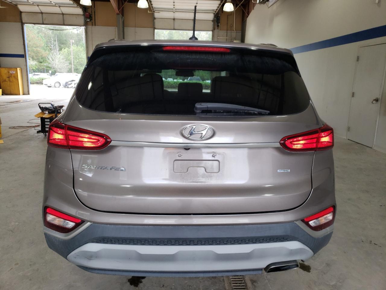 5NMS2CAD9KH029862 2019 Hyundai Santa Fe Se