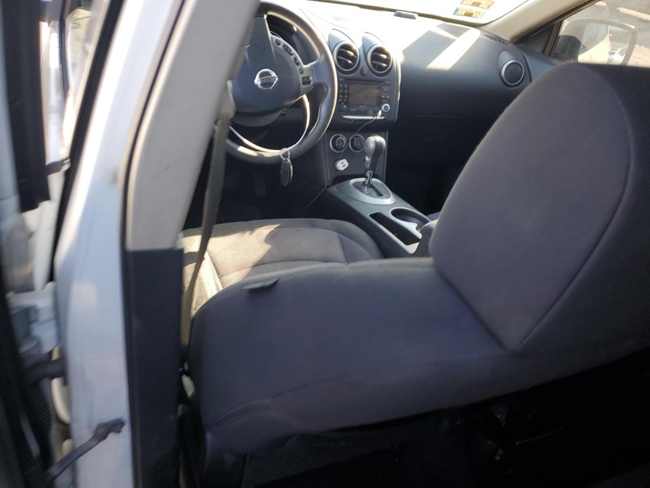 2011 Nissan Rogue S VIN: JN8AS5MVXBW299406 Lot: 73138884