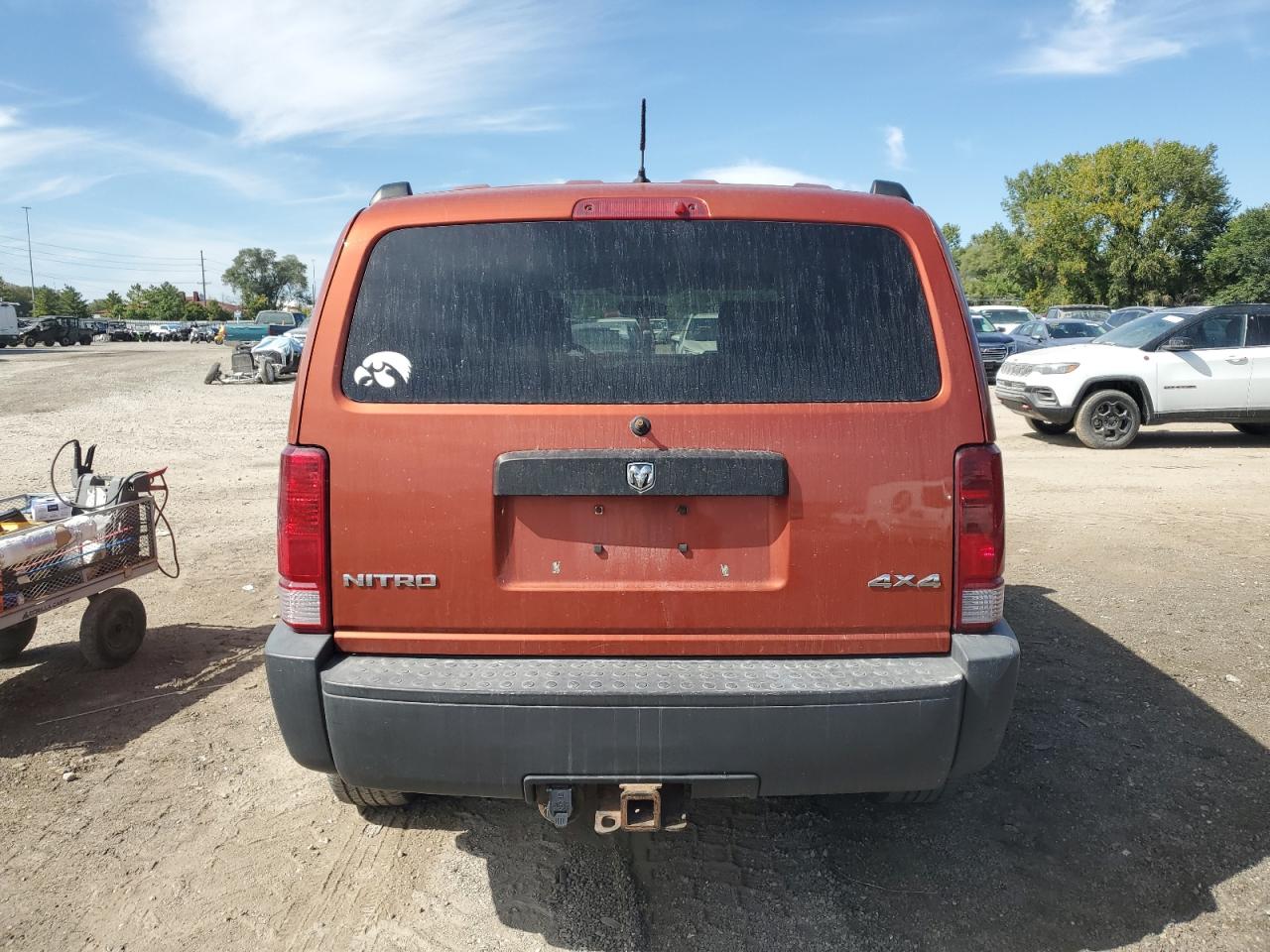 1D8GU28K77W584393 2007 Dodge Nitro Sxt