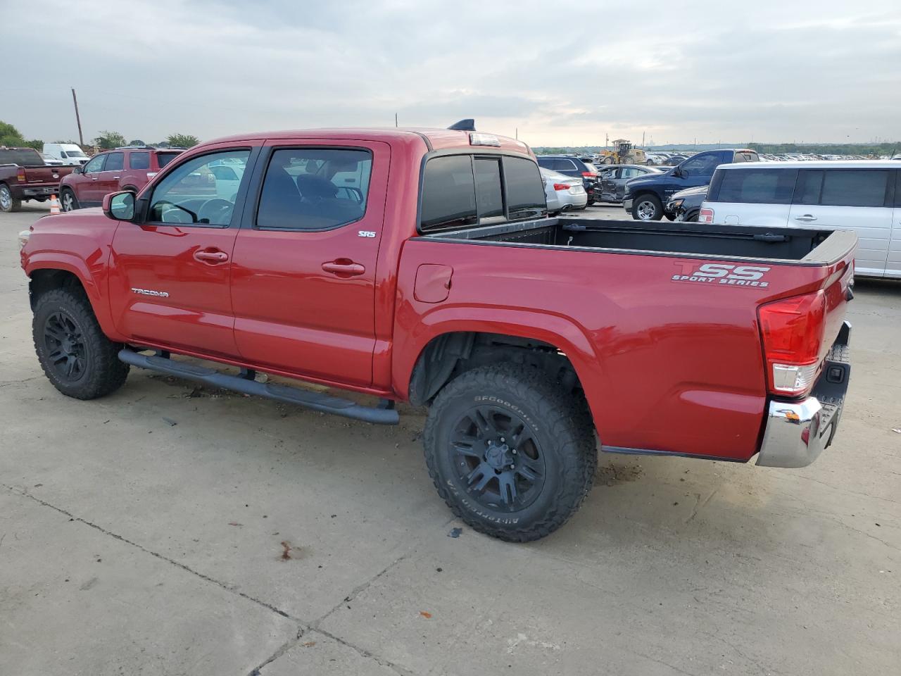 VIN 5TFAZ5CNXGX005741 2016 TOYOTA TACOMA no.2