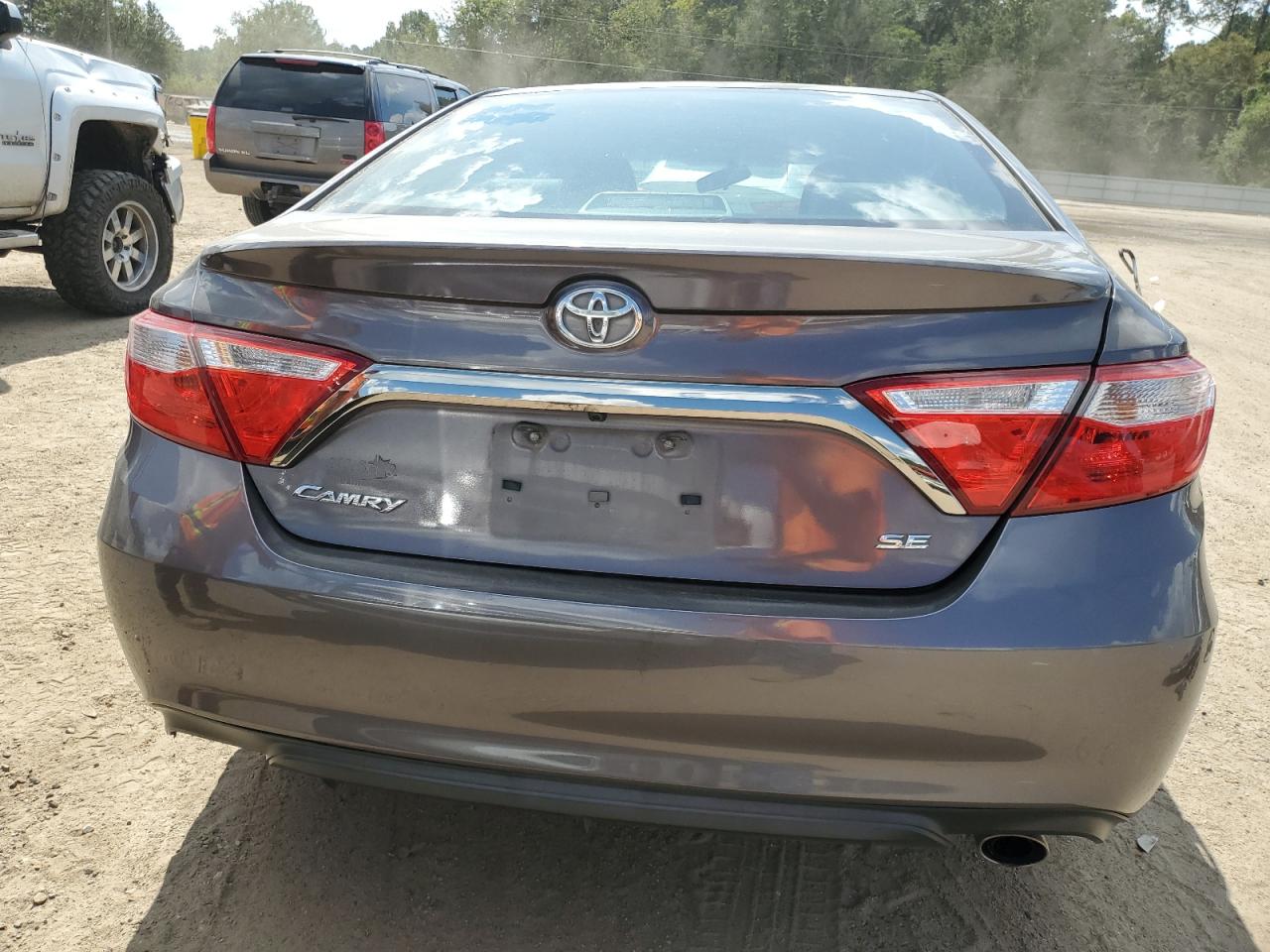 4T1BF1FK3HU679588 2017 Toyota Camry Le