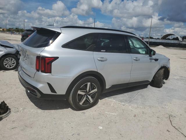 5XYRL4LC4NG139691 Kia Sorento S 3