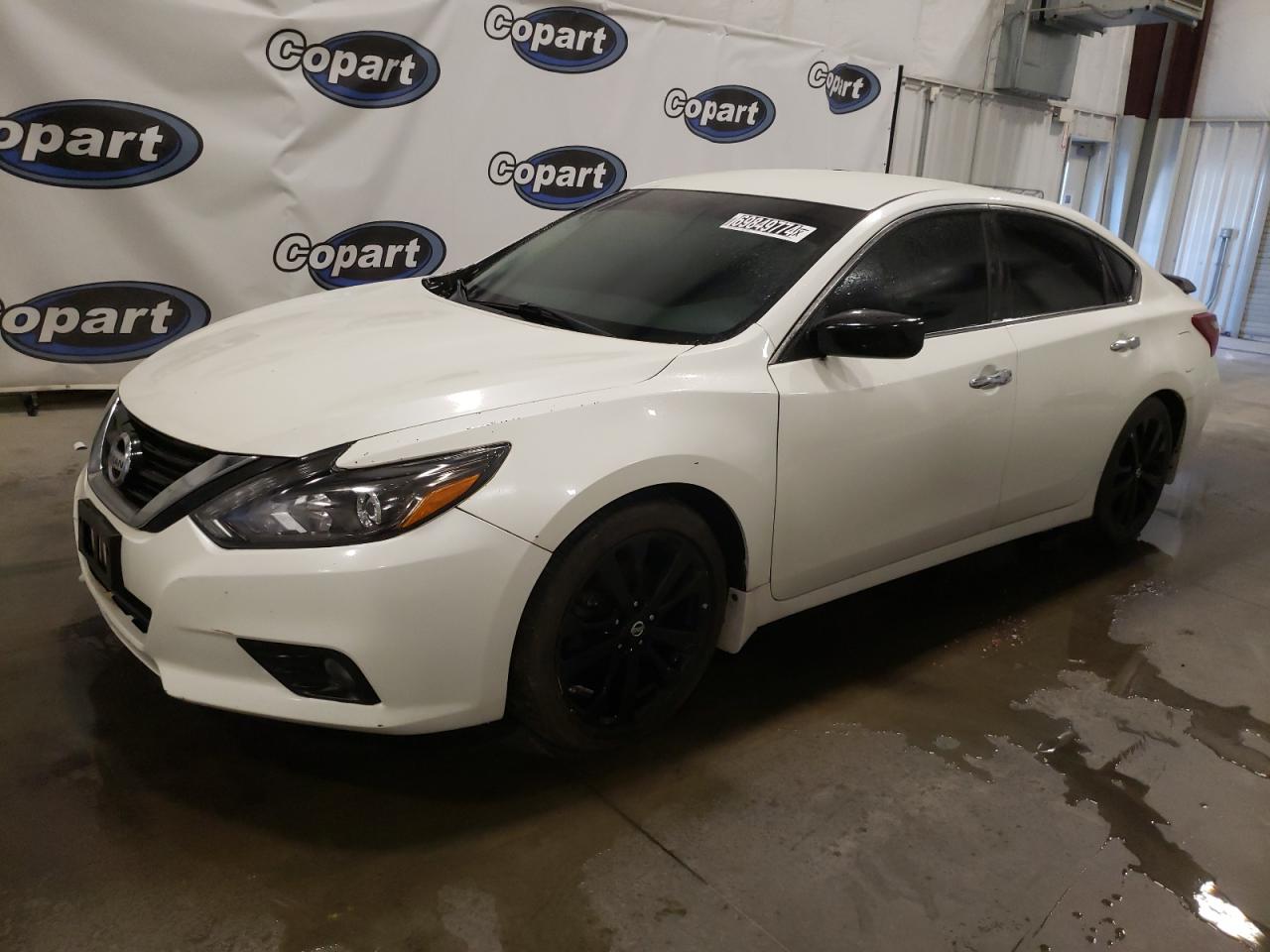 1N4AL3AP3HC472878 2017 NISSAN ALTIMA - Image 1