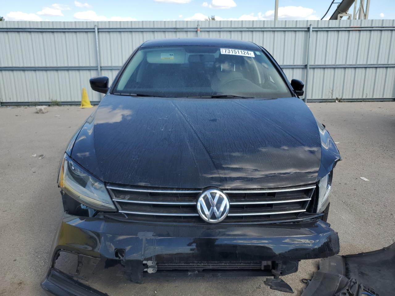 2017 Volkswagen Jetta - Image 5