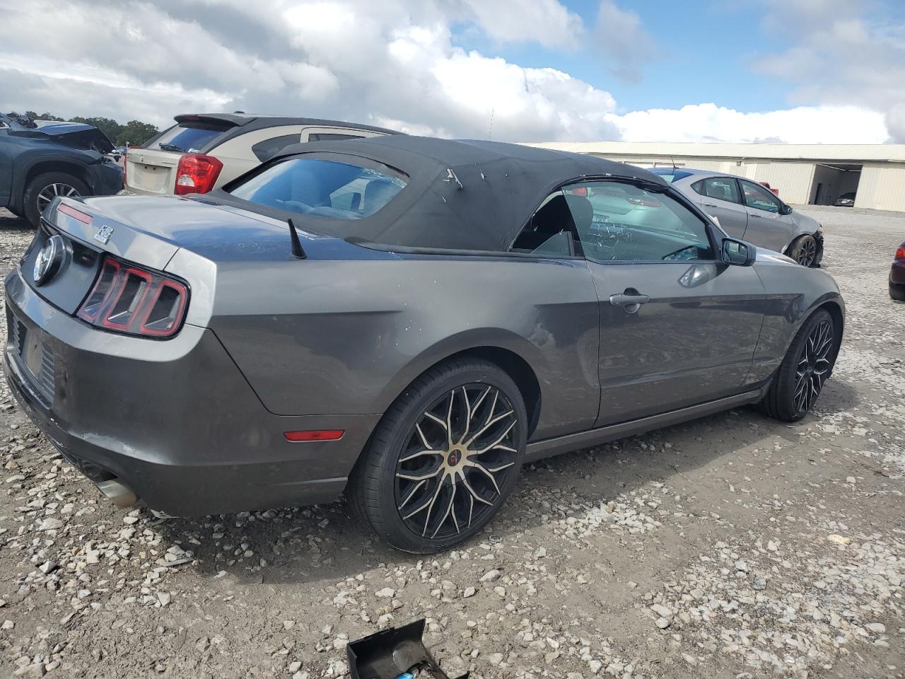 2013 Ford Mustang - Image 3