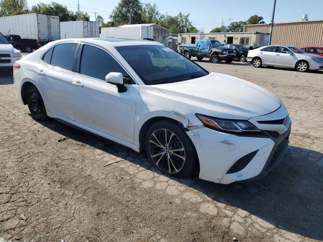  TOYOTA CAMRY 2018 Білий