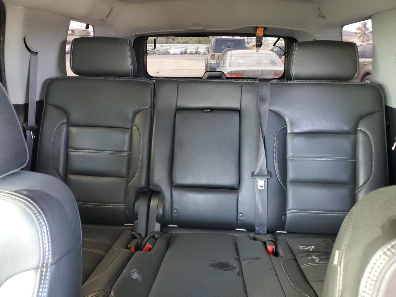 2016 GMC Yukon - Image 10