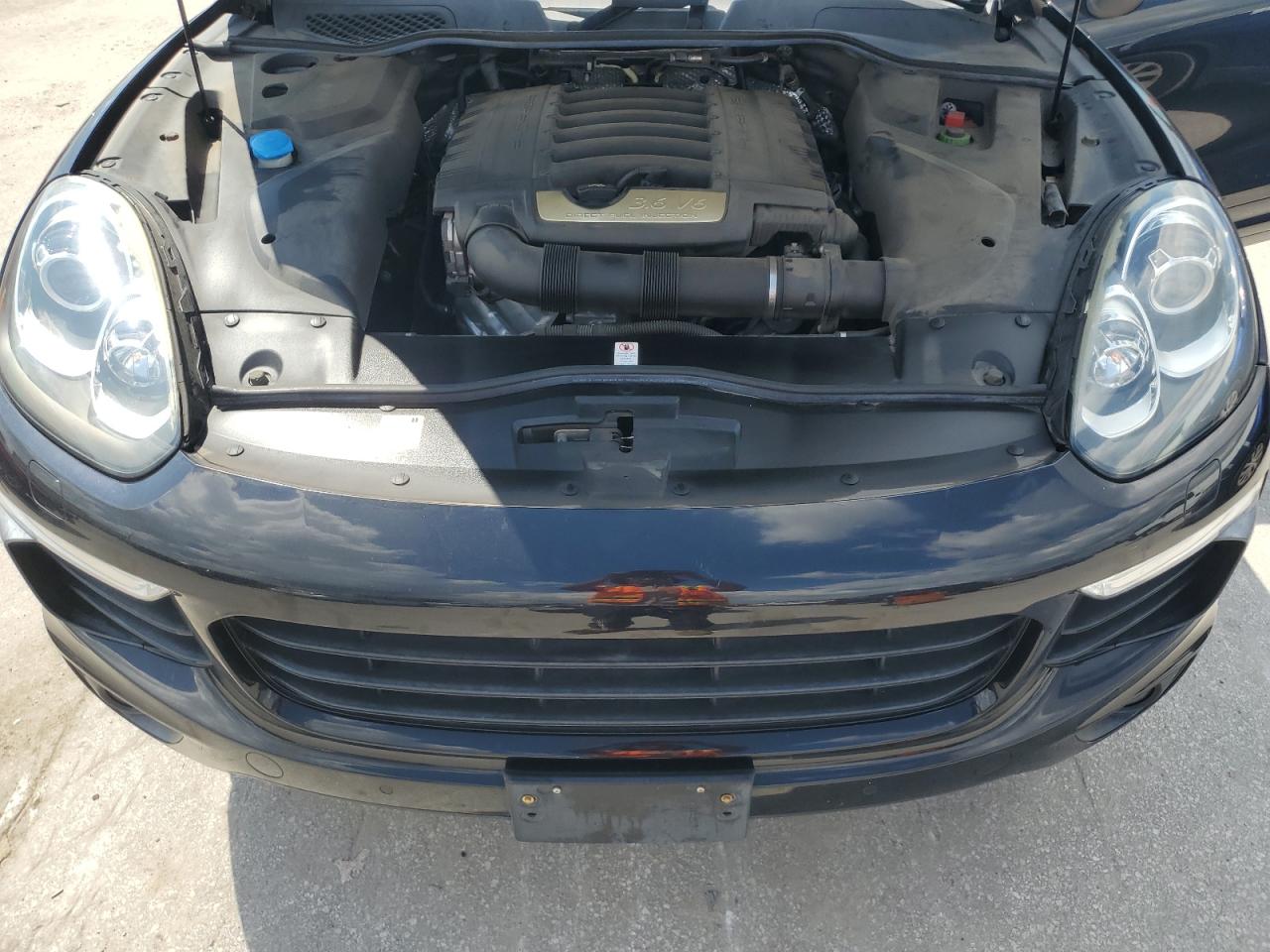 WP1AA2A27JKA02023 2018 Porsche Cayenne