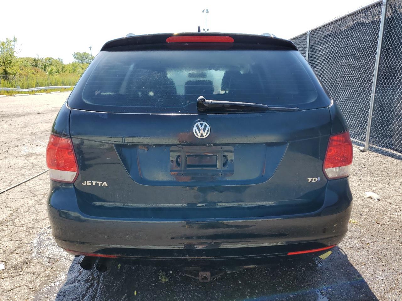 3VWPL7AJ6EM618219 2014 Volkswagen Jetta Tdi