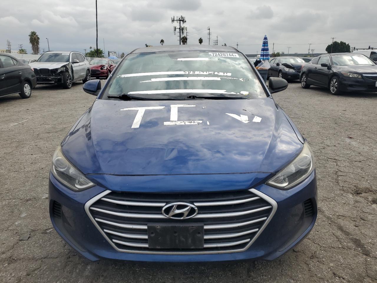 2018 Hyundai Elantra - Image 5
