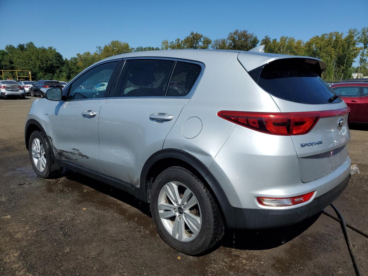 KNDPMCAC3H7246511 2017 KIA SPORTAGE - Image 2