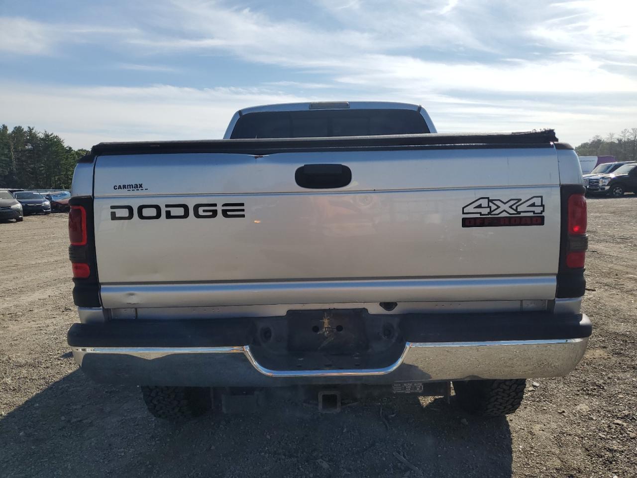 3B7HF13Z01G760203 2001 Dodge Ram 1500