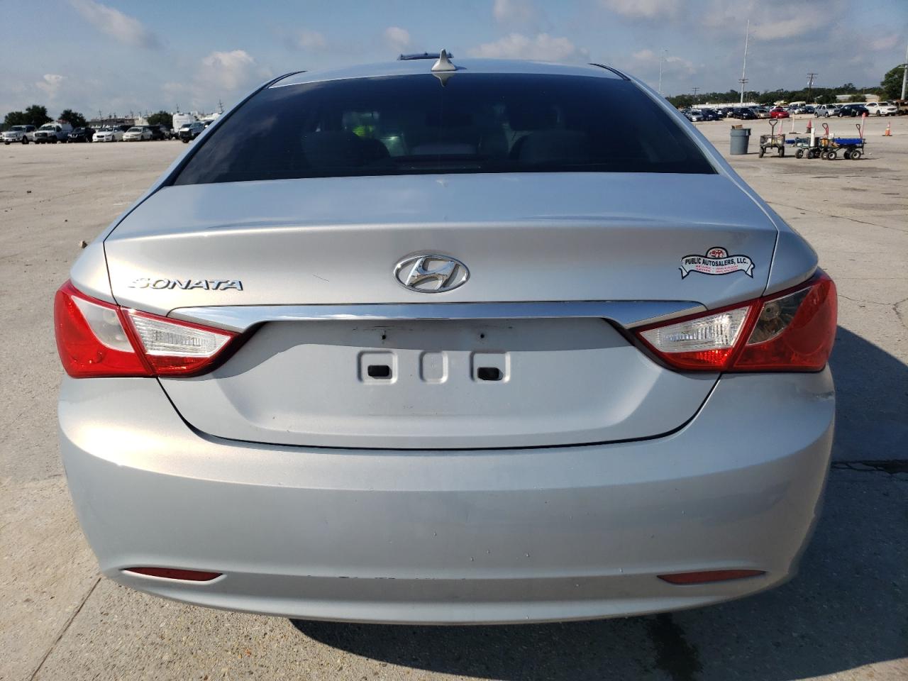 5NPEB4AC4DH605728 2013 Hyundai Sonata Gls