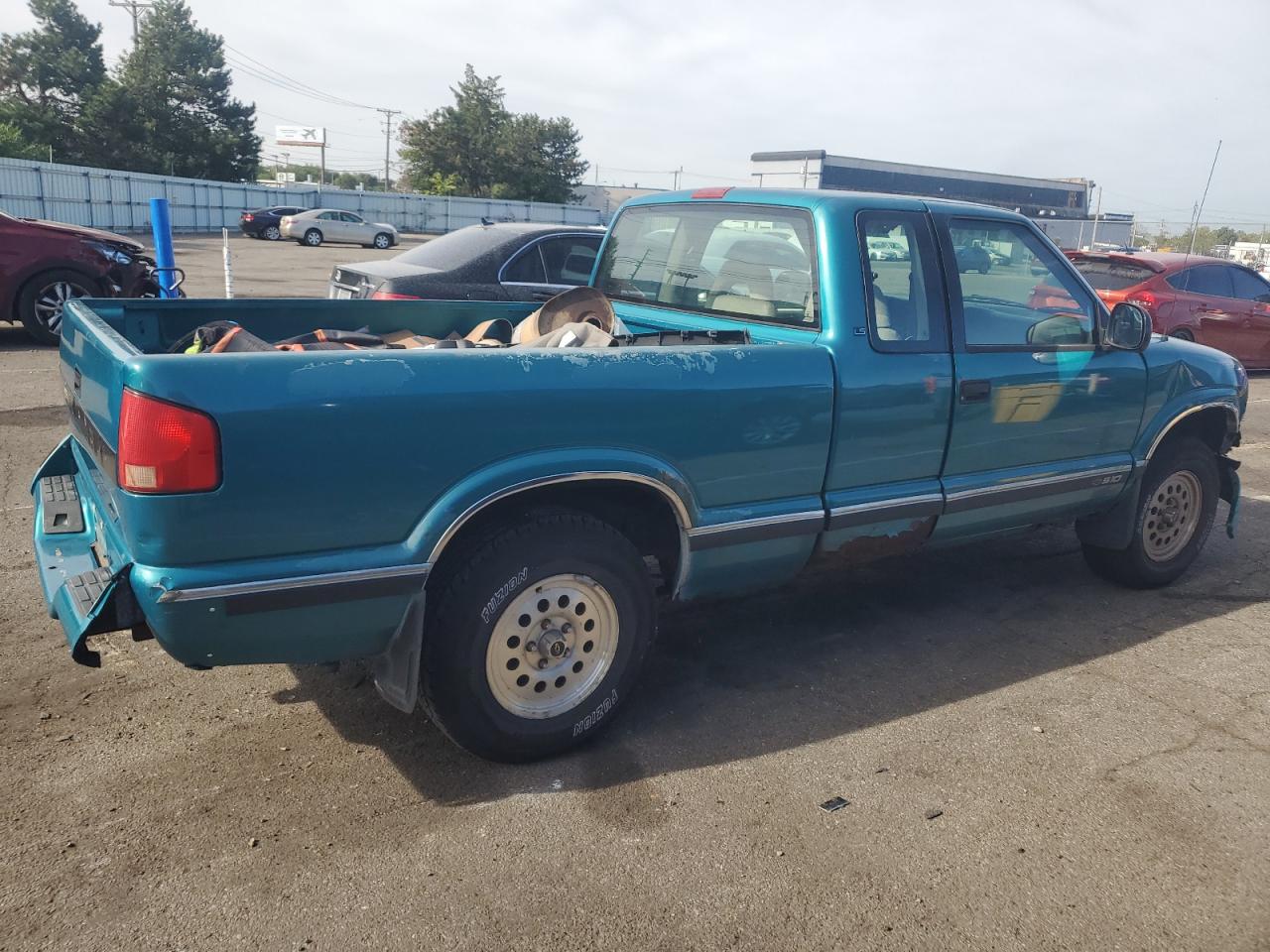 1994 Chevrolet S-10 Pickup - Image 3