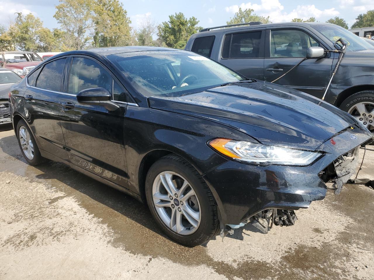 VIN 3FA6P0HD3JR239658 2018 FORD FUSION no.4