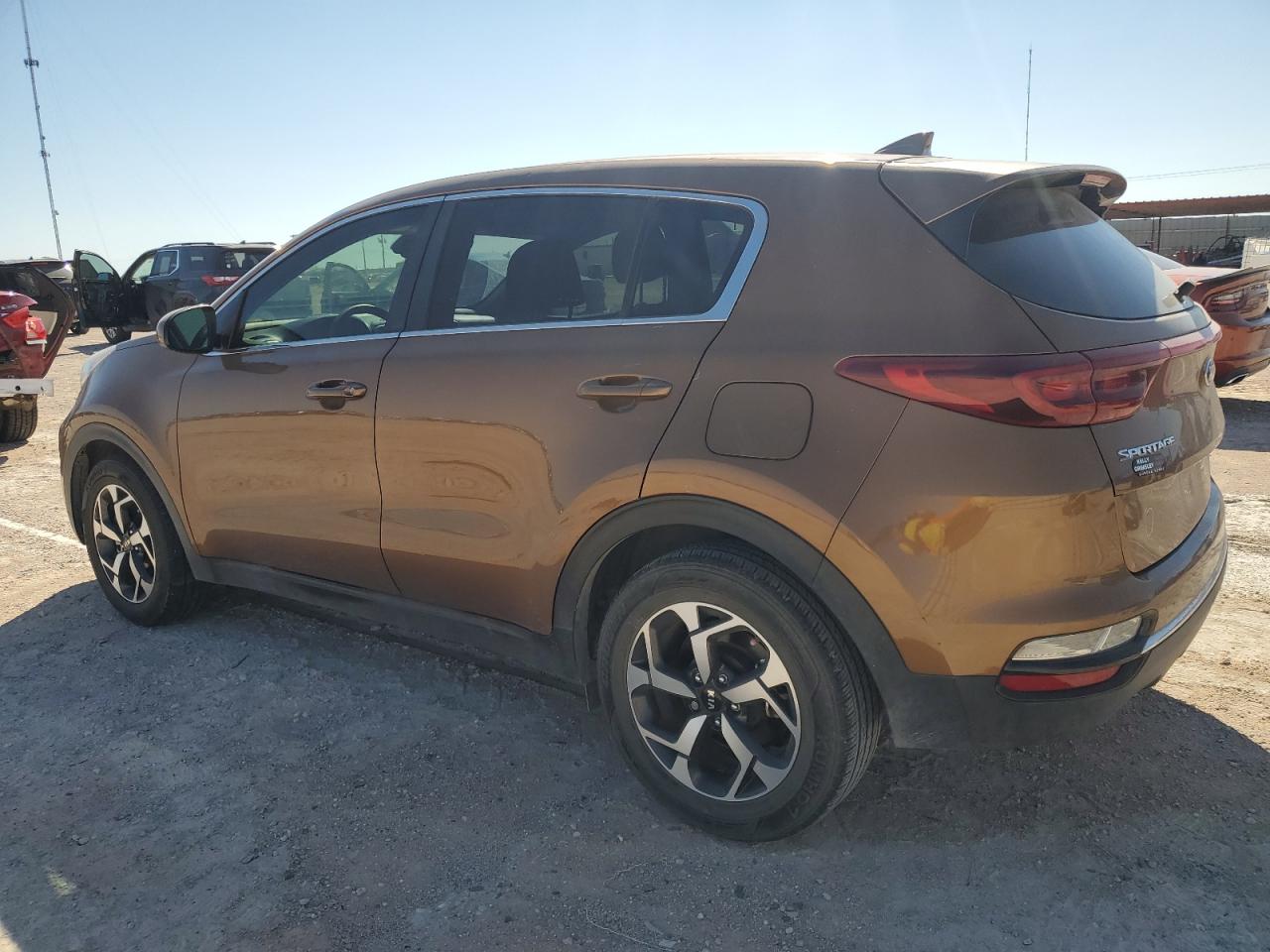 2021 Kia Sportage - Image 2