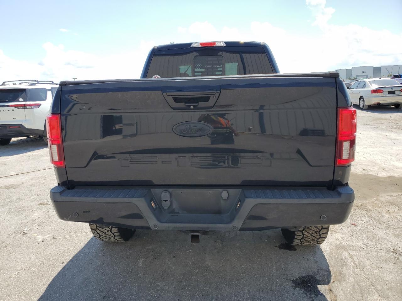 1FTFW1EG2JFB90841 2018 Ford F150 Supercrew