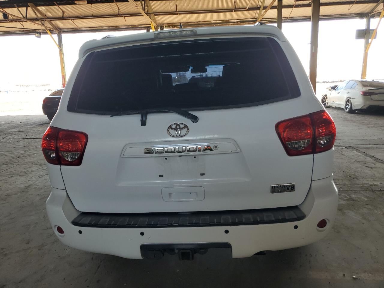 5TDZY5G16CS038460 2012 Toyota Sequoia Sr5