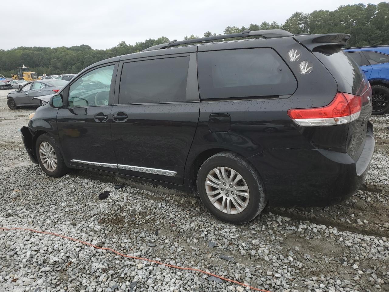 2012 Toyota Sienna Xle VIN: 5TDYK3DC6CS214611 Lot: 70907364