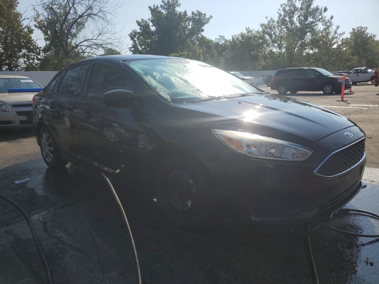 VIN 1FADP3E29GL241904 2016 FORD FOCUS no.4