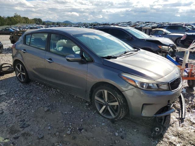  KIA FORTE 2017 Сірий