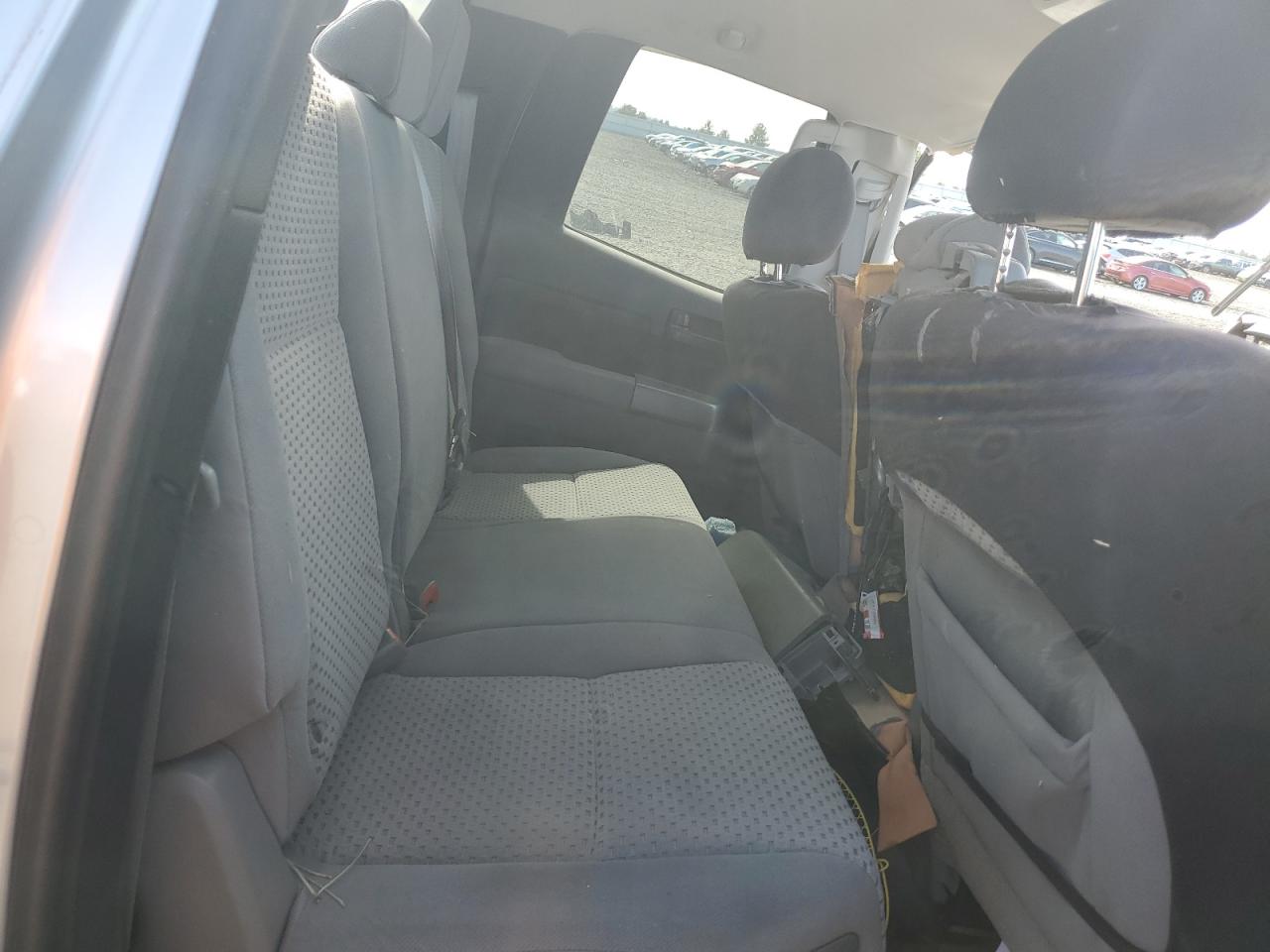 2011 Toyota Tundra - Image 10