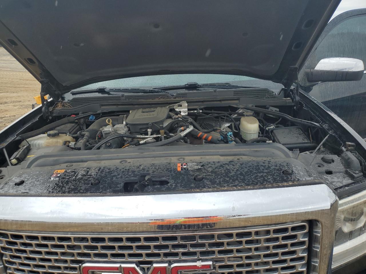 1GT120E8XFF117541 2015 GMC Sierra K2500 Denali