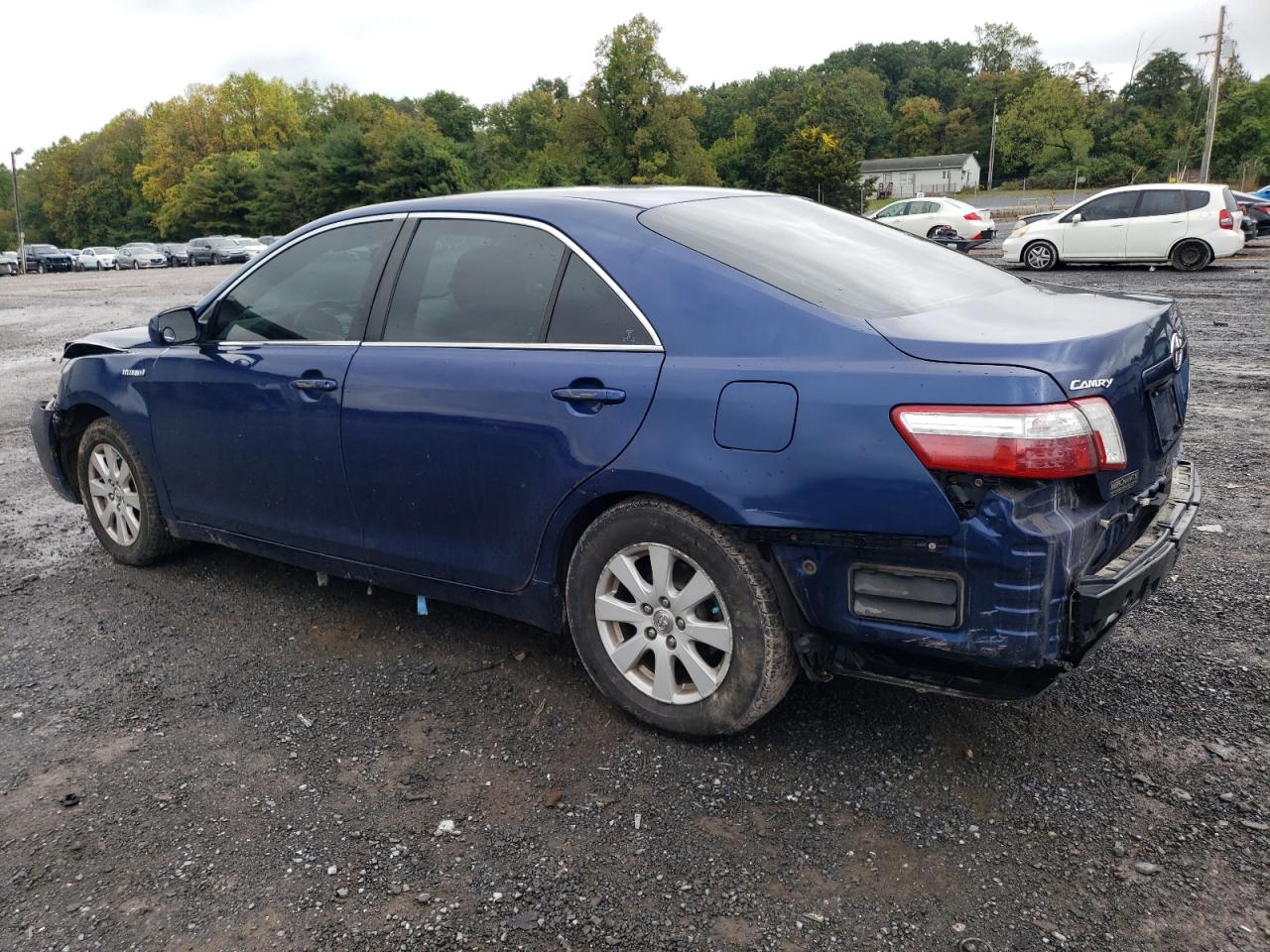 2009 Toyota Camry - Image 2