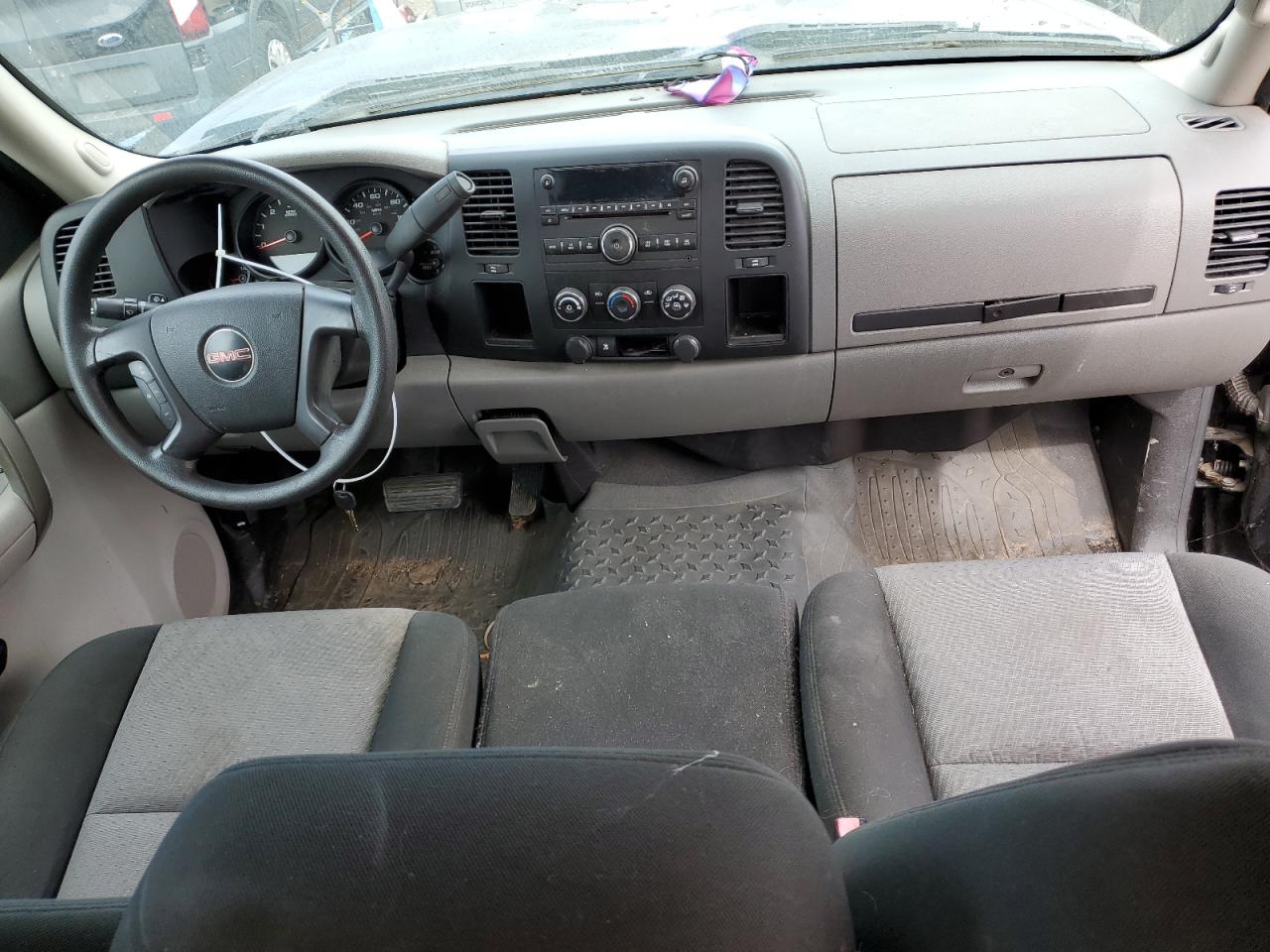 2009 GMC Sierra - Image 8