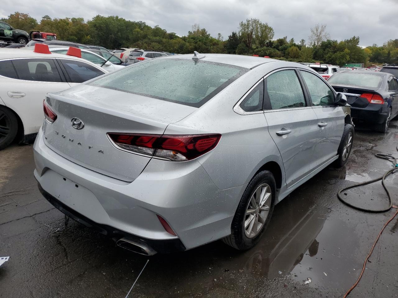 2019 Hyundai Sonata - Image 3