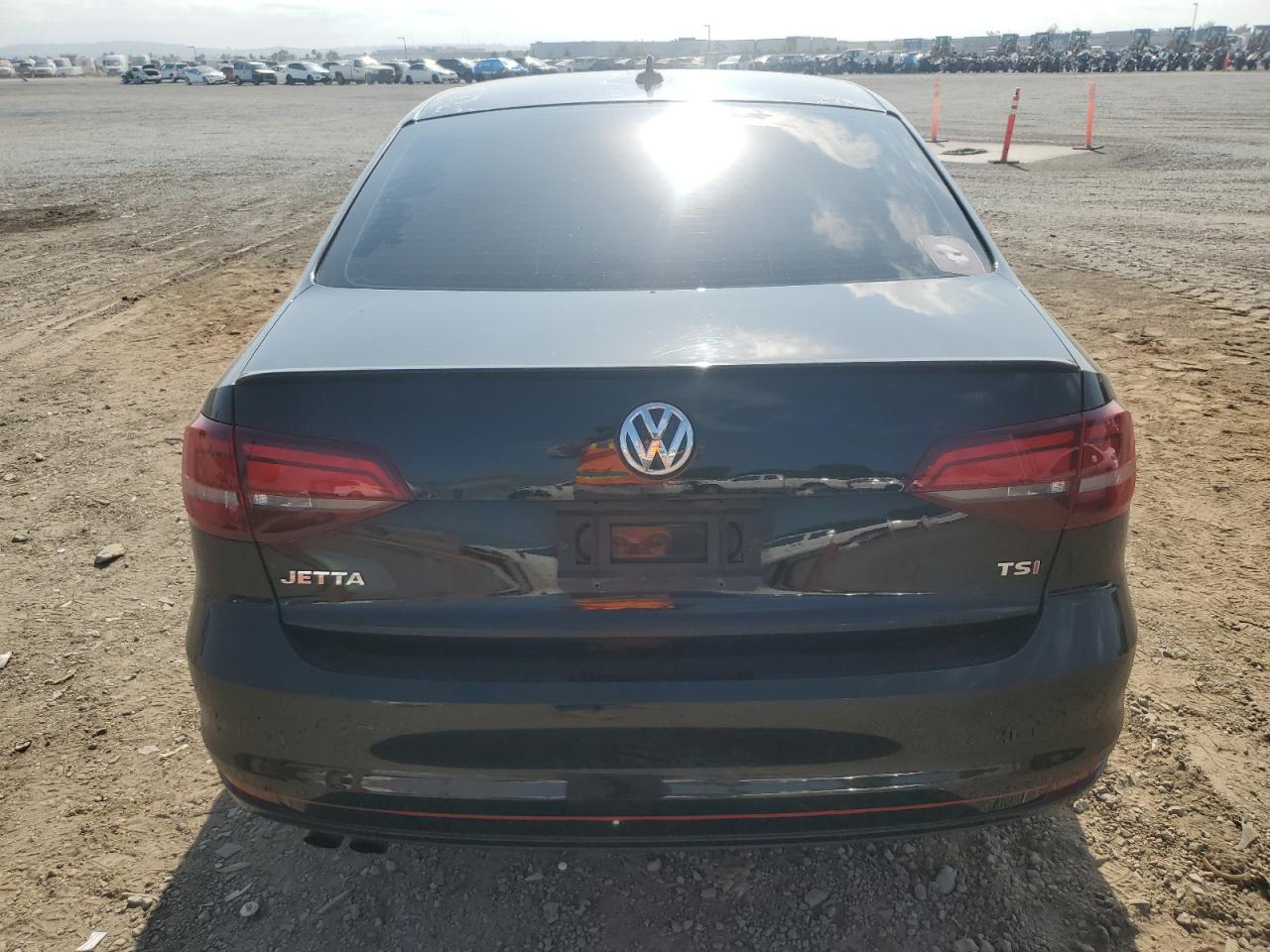 2016 Volkswagen Jetta - Image 6