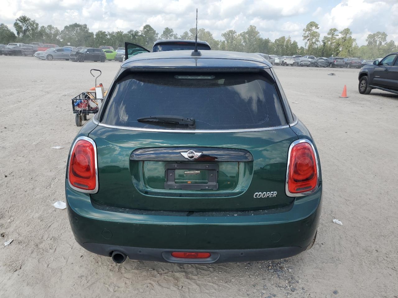 2017 Mini Cooper VIN: WMWXU1C36H2E19324 Lot: 71214394