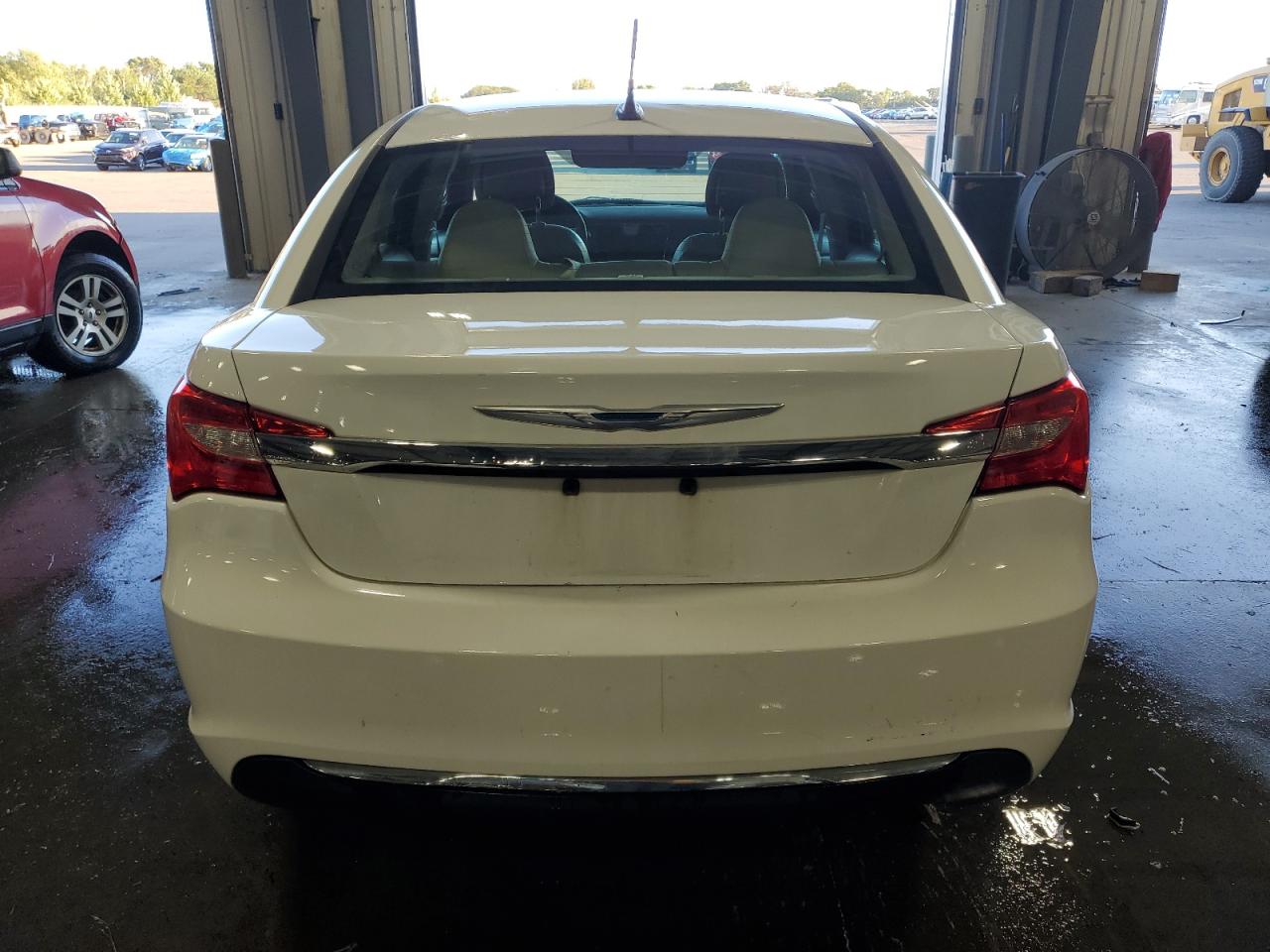2011 Chrysler 200 - Image 6