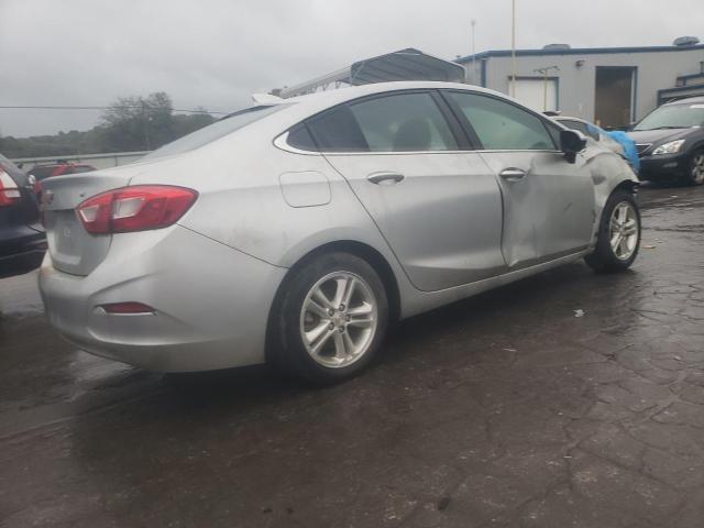  CHEVROLET CRUZE 2018 Srebrny