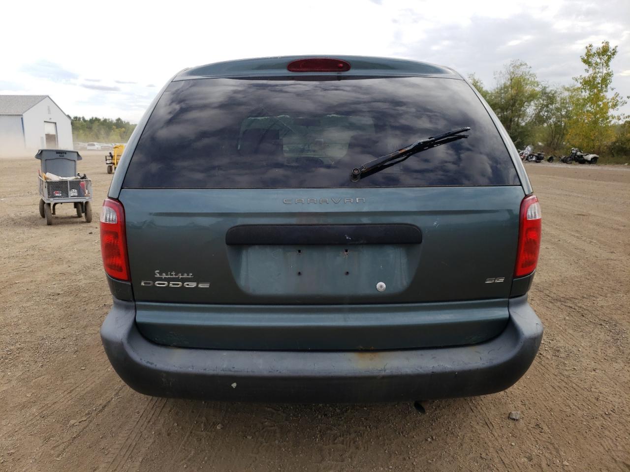 1B4GP25392B713153 2002 Dodge Caravan Se